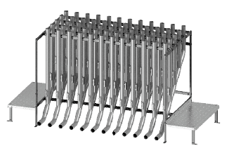 Coupling station with step platform at the side of the frame